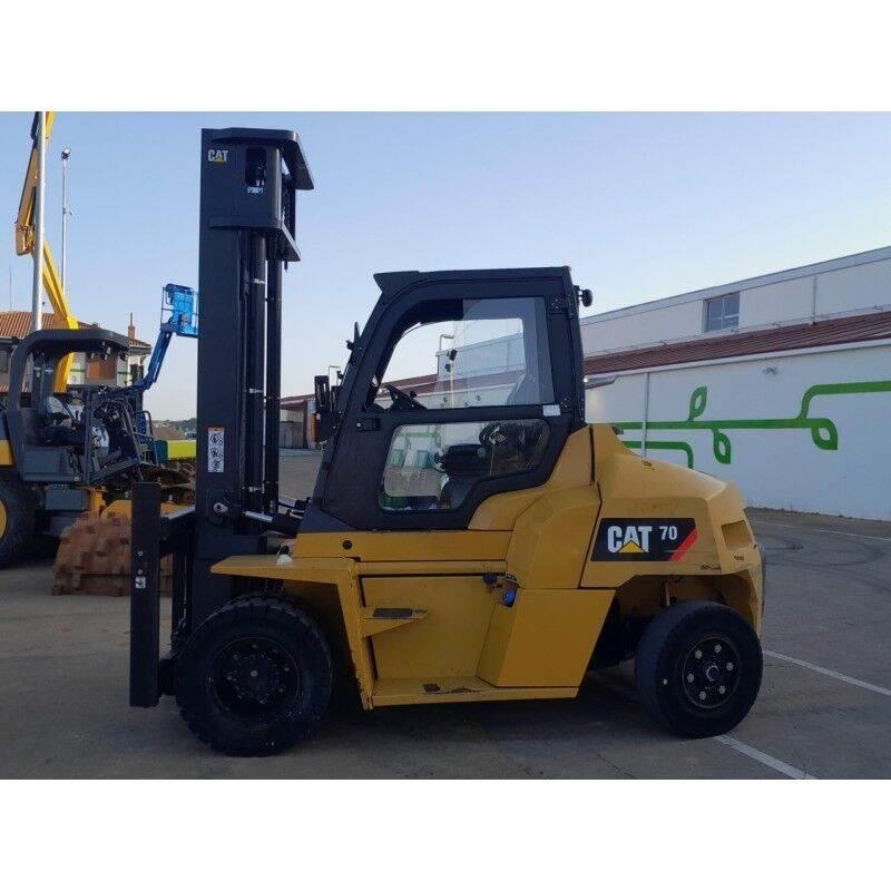 CAT DP70N1 Maastotrukit