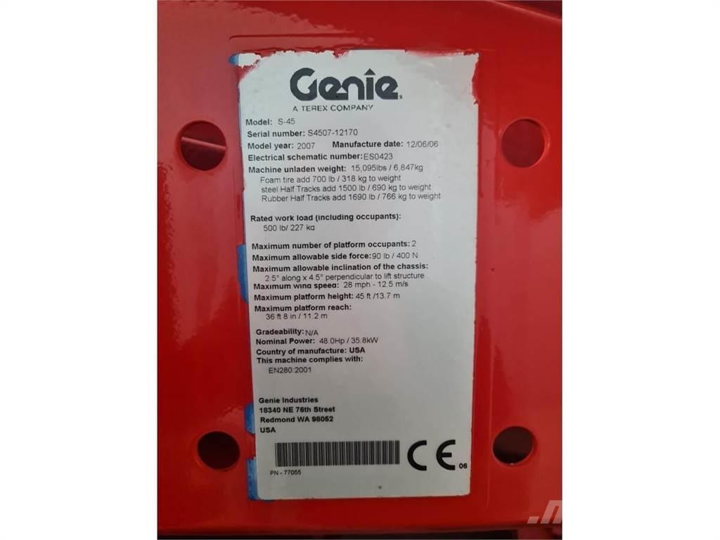 Genie S-45 Teleskooppipuominostimet