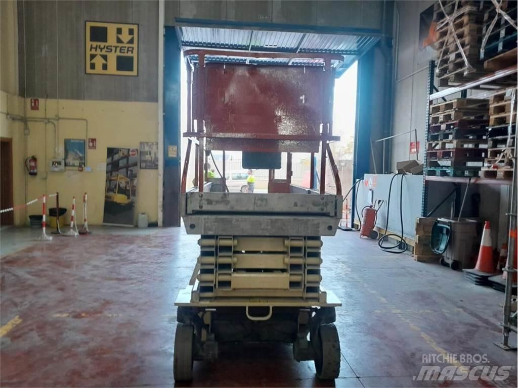 JLG 3246ES Saksilavat