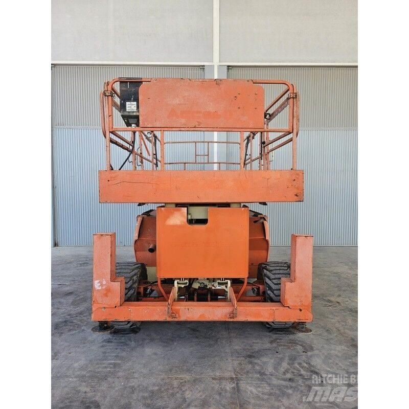 JLG 4394RT Saksilavat