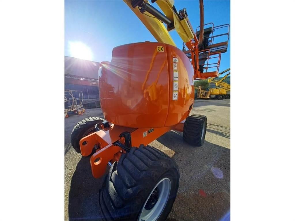 JLG 450AJ Kuukulkijat