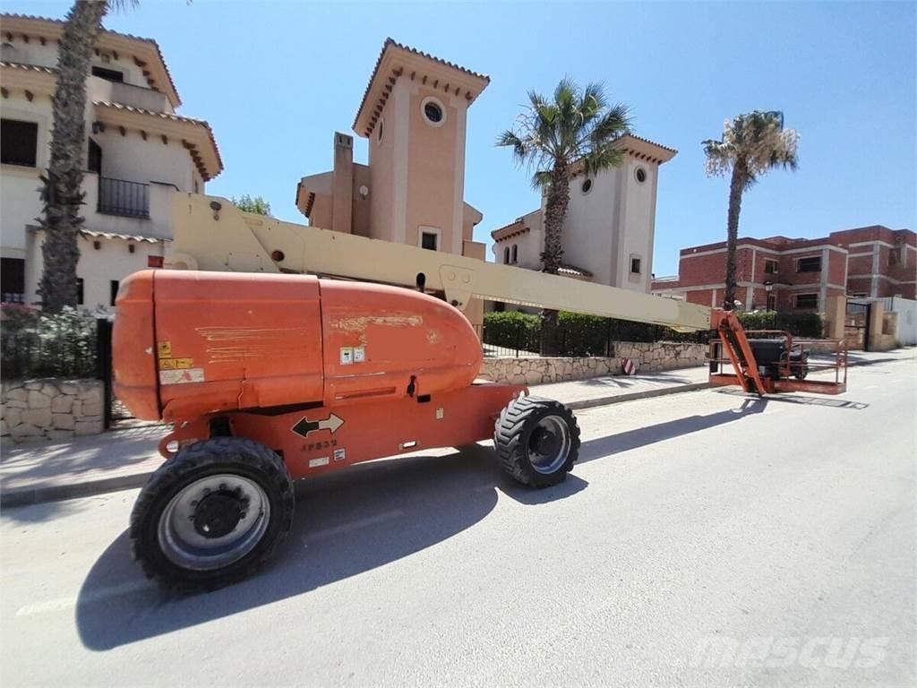 JLG 860SJ Teleskooppipuominostimet