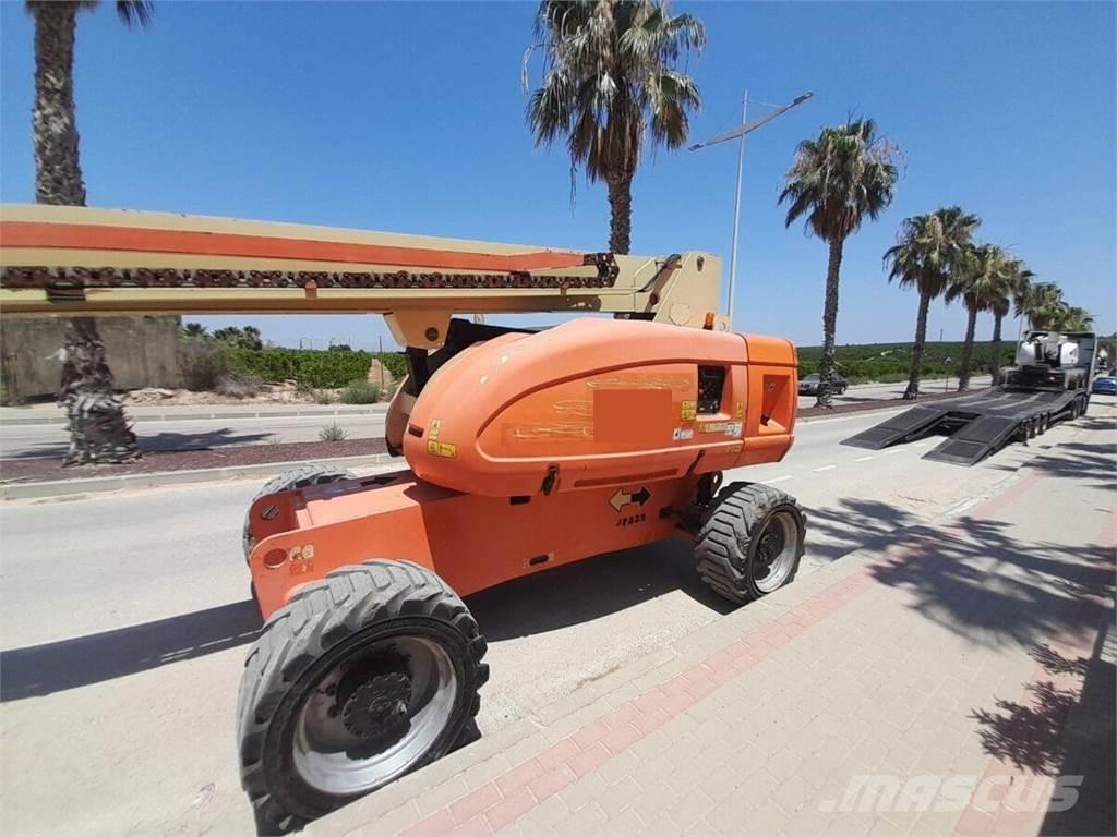 JLG 860SJ Teleskooppipuominostimet