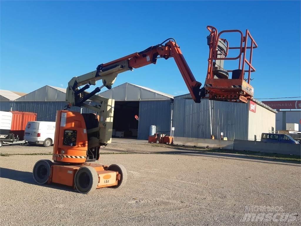JLG E300AJP Kuukulkijat