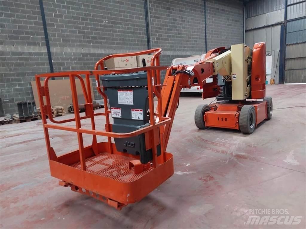 JLG E300AJP Kuukulkijat