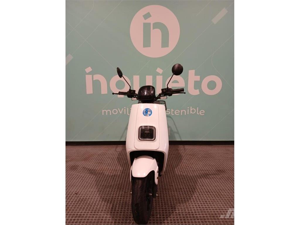  Lvneng LX05 Mönkijät