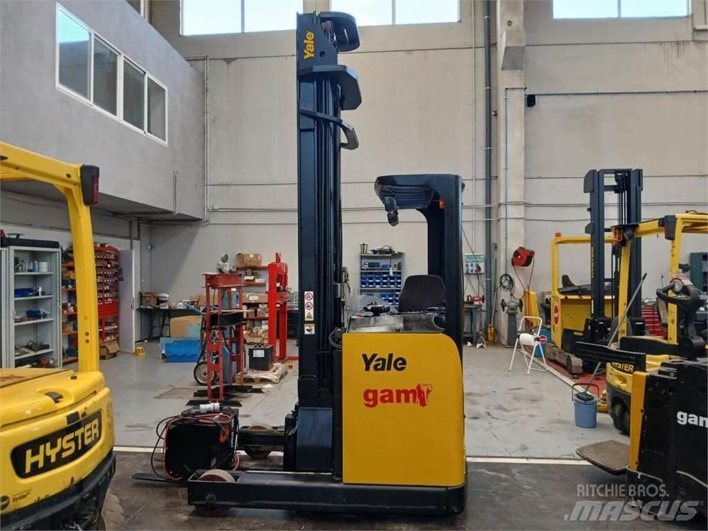 Yale MR14H Työntömastotrukit