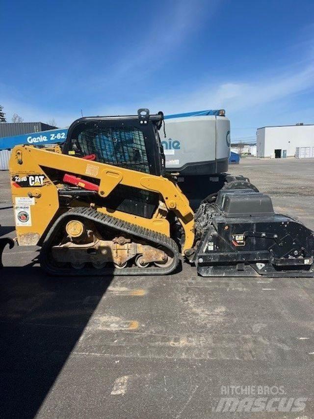 CAT 239D Vetopöytäautot