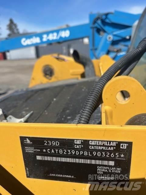 CAT 239D Vetopöytäautot