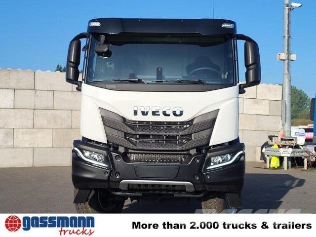 Iveco T-Way 360 6x6 Koukkulava kuorma-autot