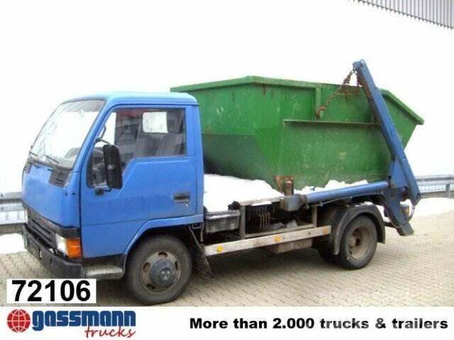 Mitsubishi Canter 4x2 Vaihtolava-autot