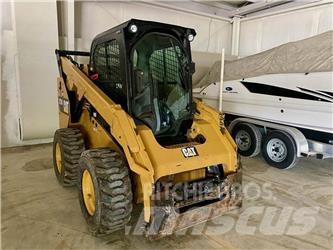 CAT 272D2 Liukuohjatut kuormaajat