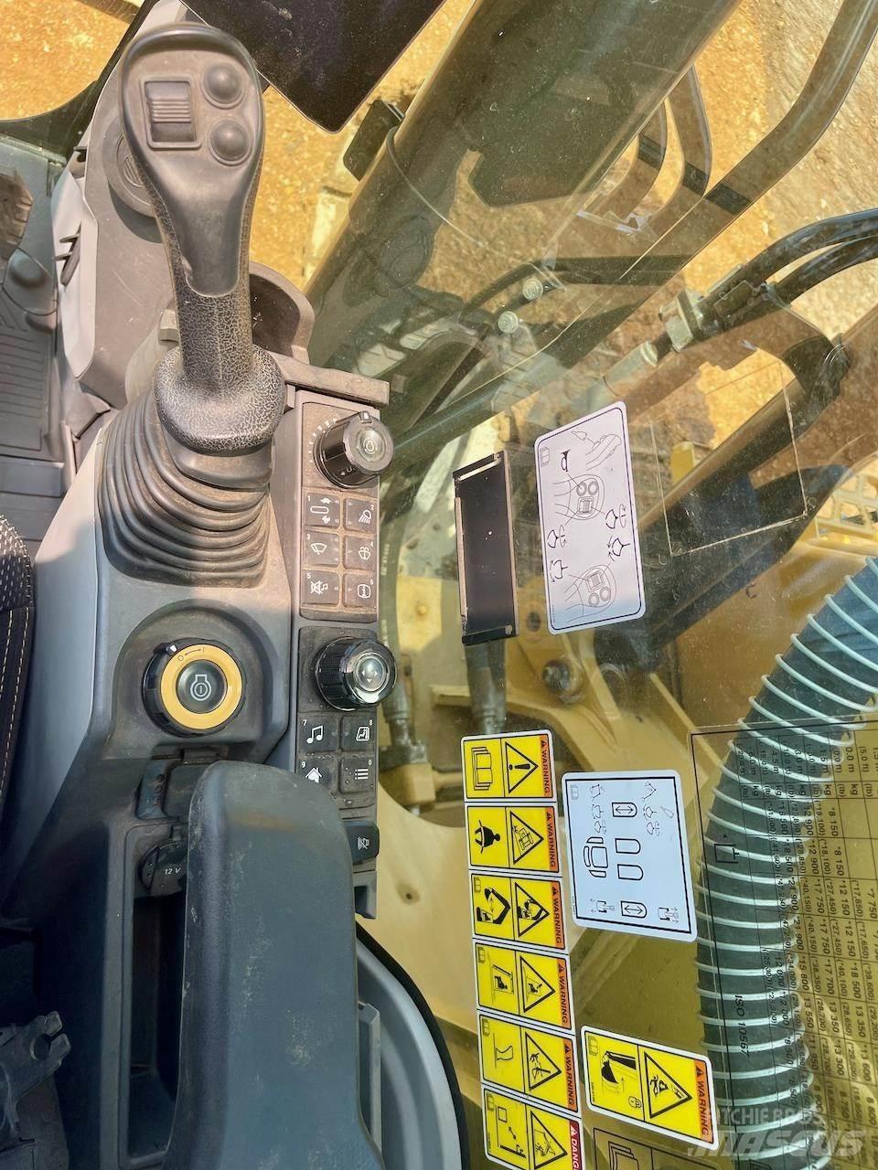 CAT 336 Telakaivukoneet