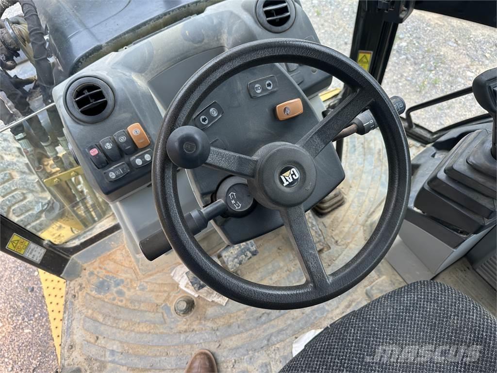 CAT 420E Kaivurikuormaajat