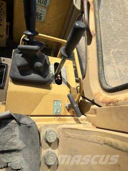 CAT 963 Telakuormaajat