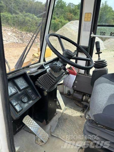 Daewoo MG200 Pyöräkuormaajat