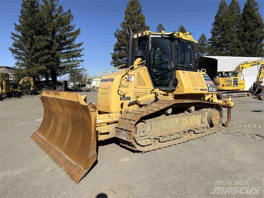Komatsu D61EXi-24 Telaketjupuskutraktorit