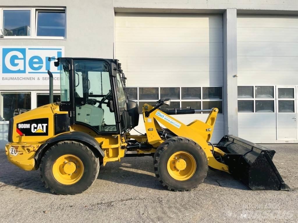 CAT 908M Pyöräkuormaajat
