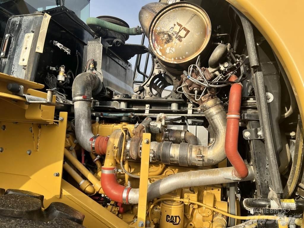 CAT 972 K Pyöräkuormaajat