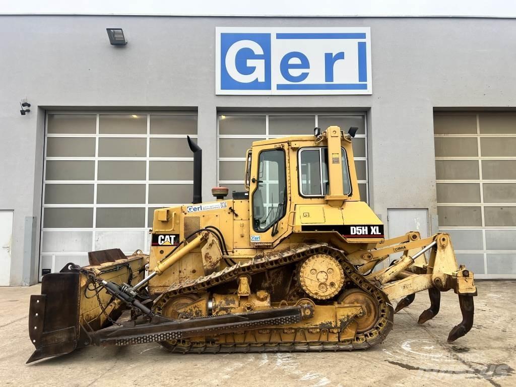 CAT D 5 H Telaketjupuskutraktorit