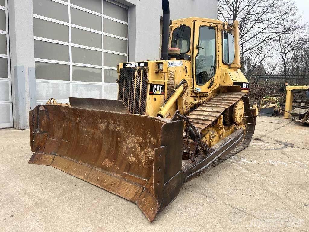 CAT D 5 H Telaketjupuskutraktorit