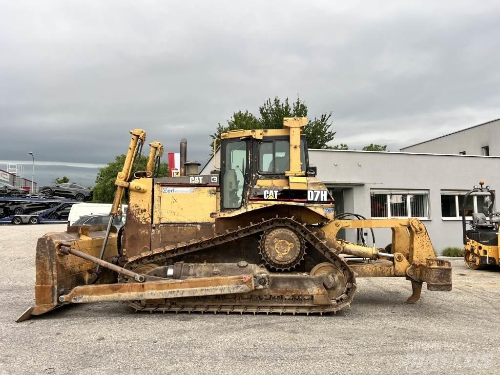 CAT D 7 H Telaketjupuskutraktorit