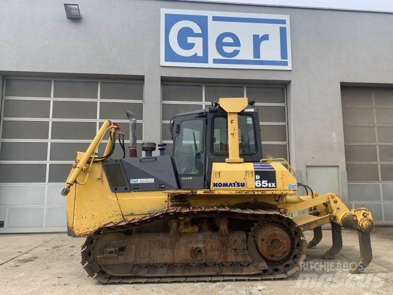 Komatsu D 65 EX-15 Telaketjupuskutraktorit