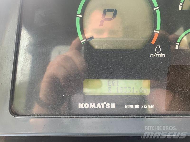 Komatsu D 65 EX-15 Telaketjupuskutraktorit