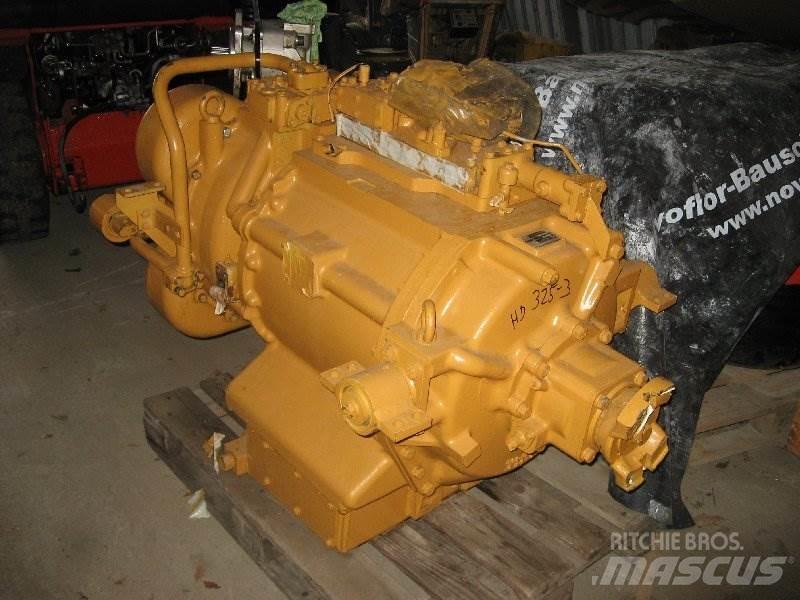 Komatsu HD325-3 Getriebe Muut
