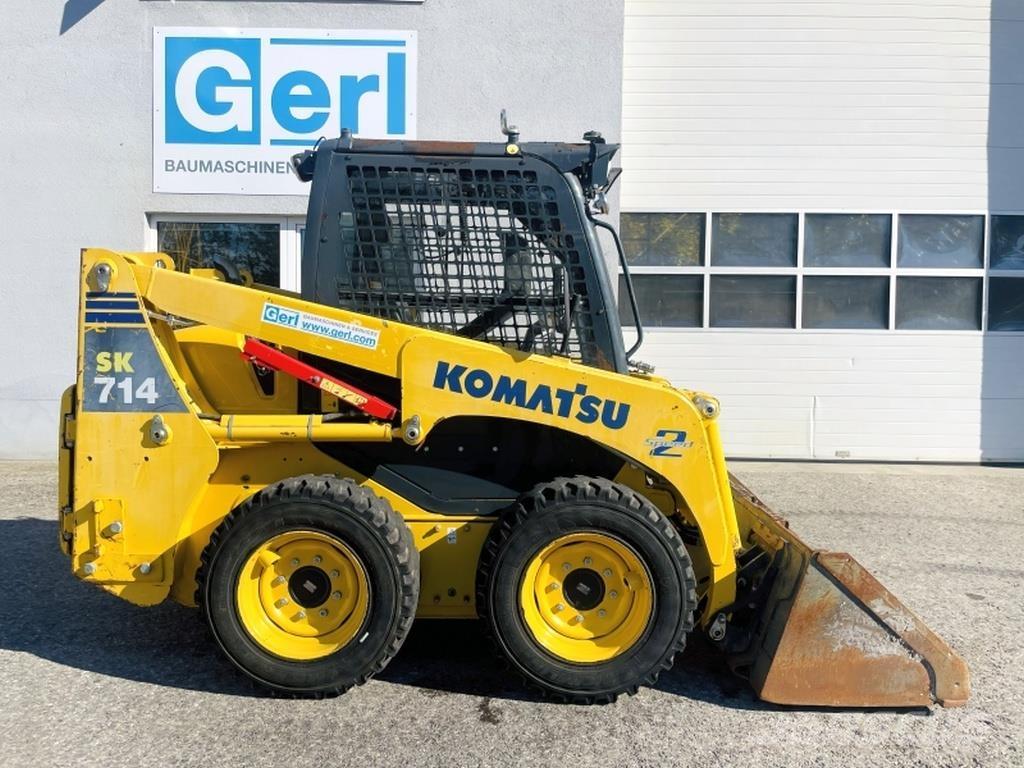 Komatsu SK714 Liukuohjatut kuormaajat