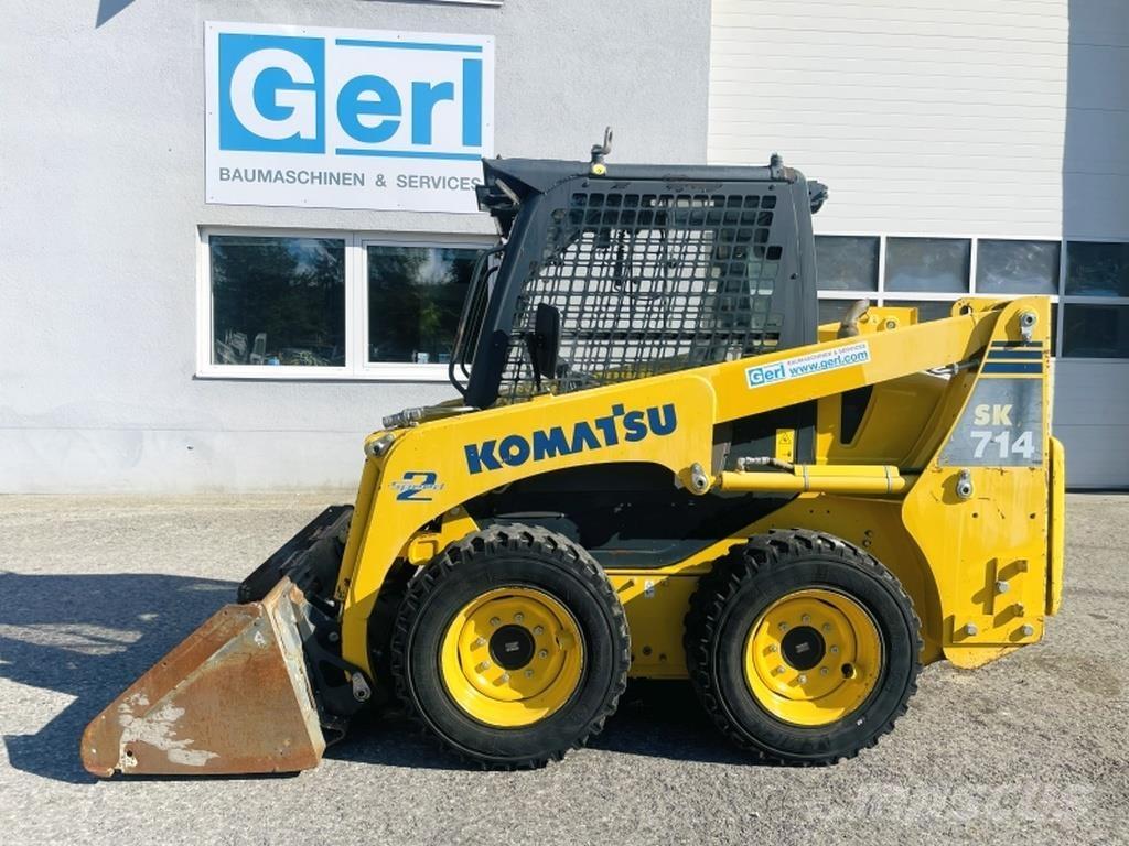 Komatsu SK714 Liukuohjatut kuormaajat