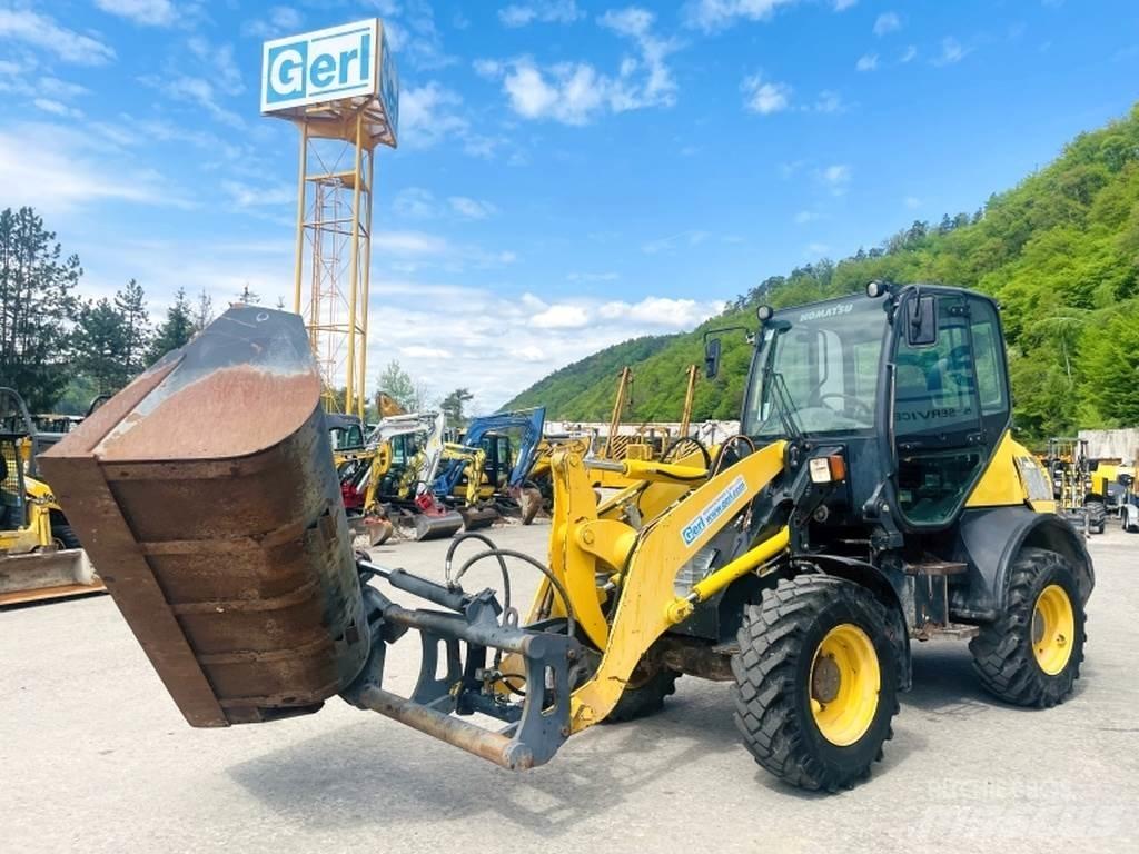 Komatsu WA80-6 Pyöräkuormaajat