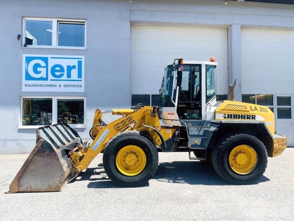 Liebherr L522 Pyöräkuormaajat