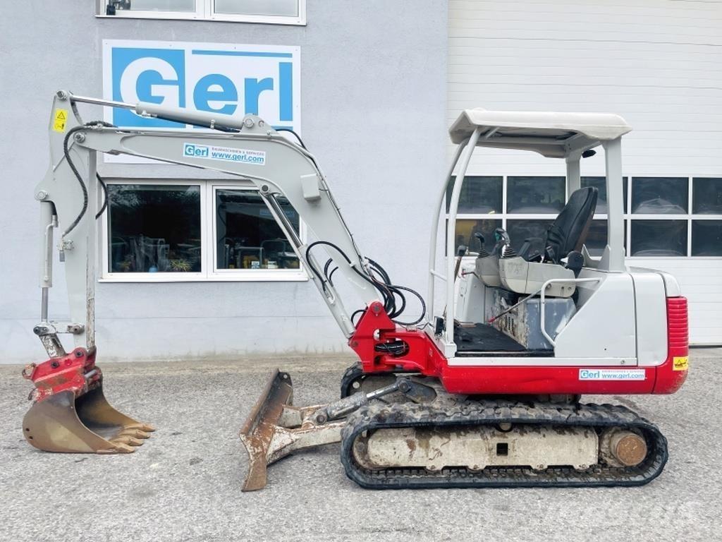 Takeuchi TB135 Minikaivukoneet < 7t