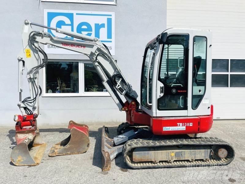 Takeuchi TB138FR Minikaivukoneet < 7t