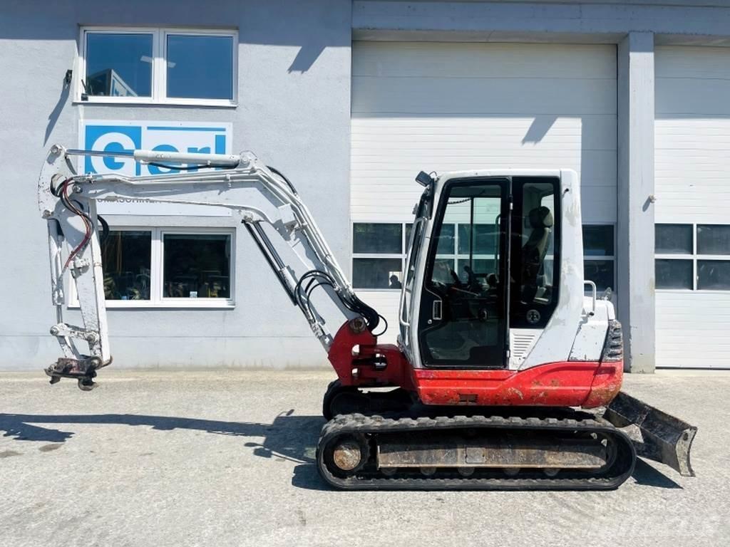 Takeuchi TB250 Minikaivukoneet < 7t