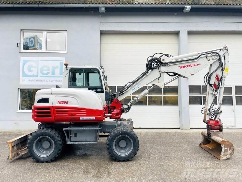 Takeuchi TB295W Pyöräkaivukoneet