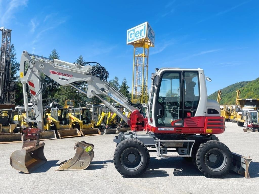 Takeuchi TB295W Pyöräkaivukoneet
