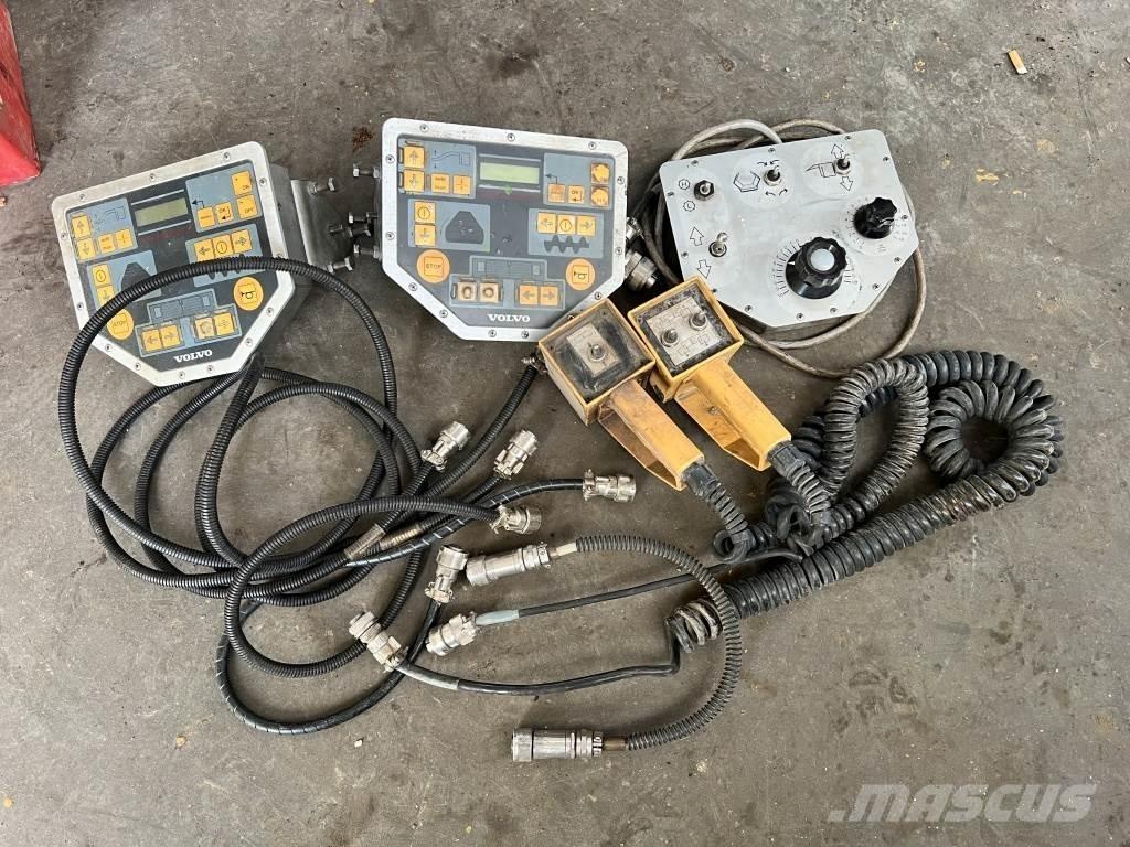 Volvo ABG P 7820 C Asfalttikoneet