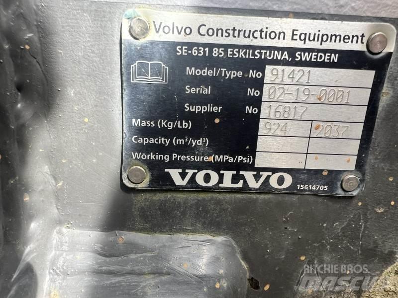 Volvo L 180 - Gabel Muut