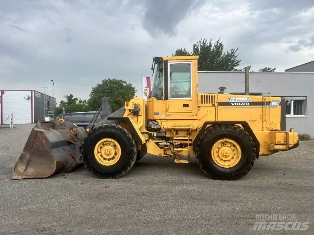 Volvo L 90 C Pyöräkuormaajat