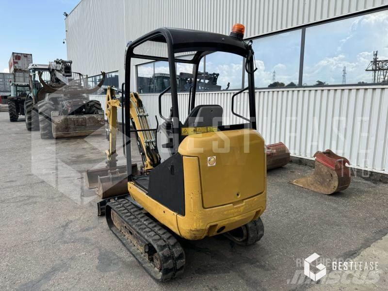 CAT 301.7D Minikaivukoneet < 7t