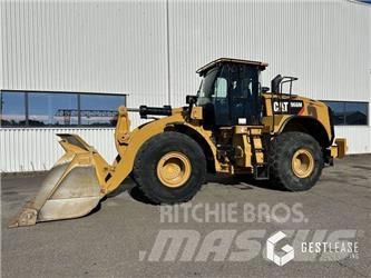 CAT 966M Pyöräkuormaajat