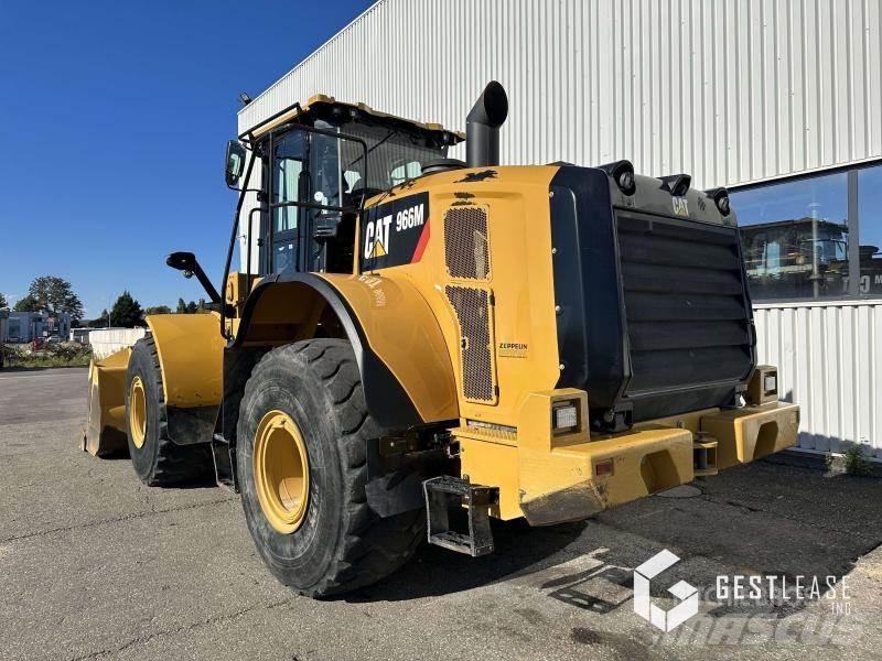 CAT 966M Pyöräkuormaajat