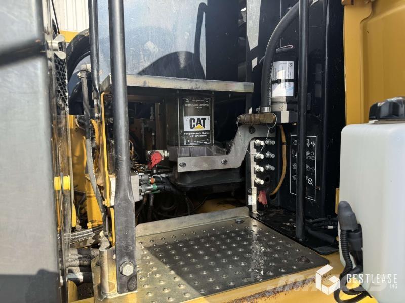 CAT M313D Pyöräkaivukoneet