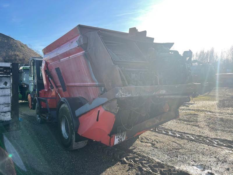 Kuhn SP 14 Rehuvaunut