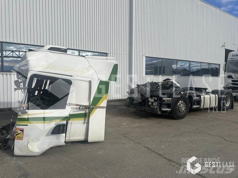 Scania R Vetopöytäautot