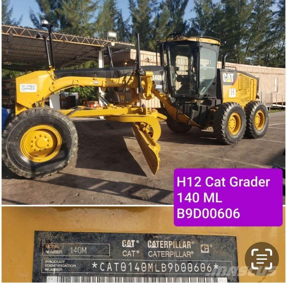 CAT 140M Telaketjupuskutraktorit