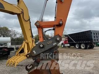 Doosan DX225LC Telakaivukoneet