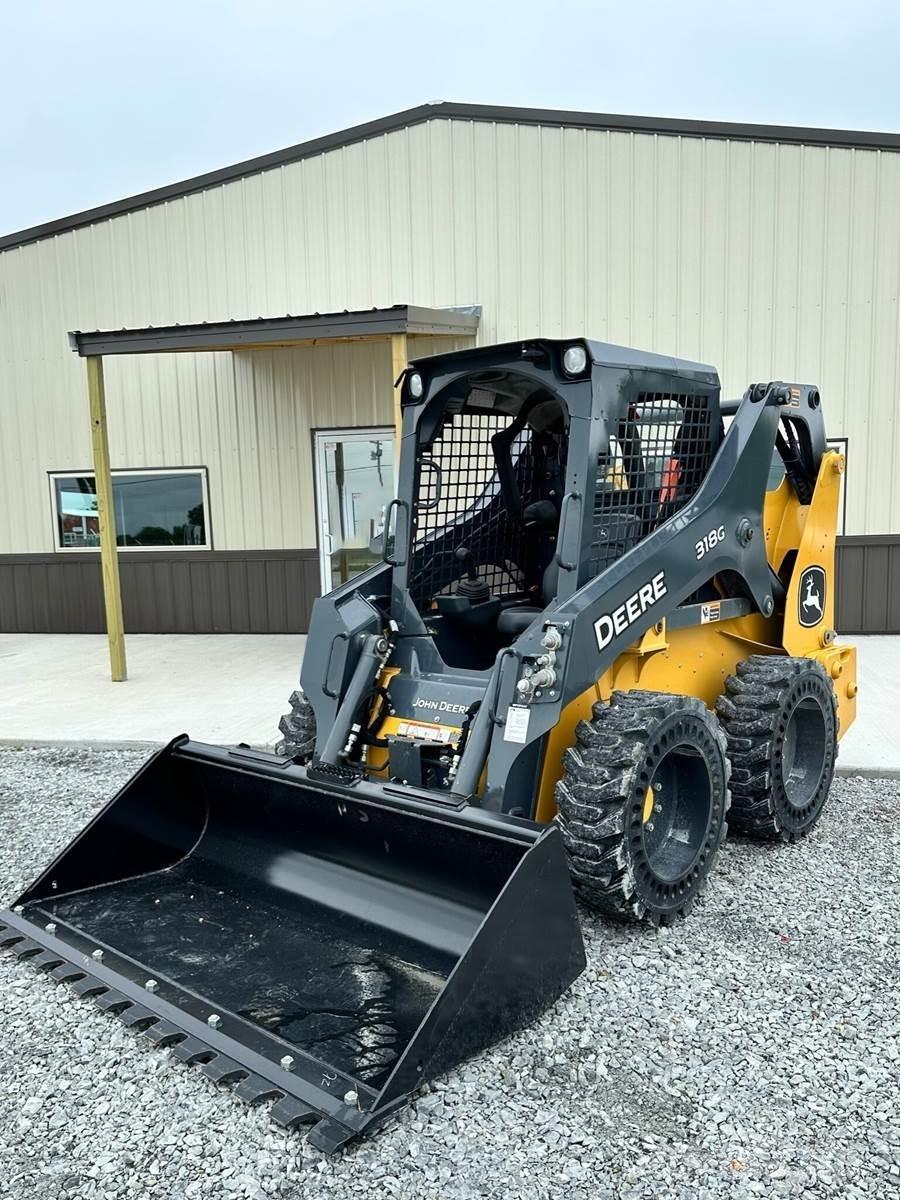 John Deere 318G Liukuohjatut kuormaajat